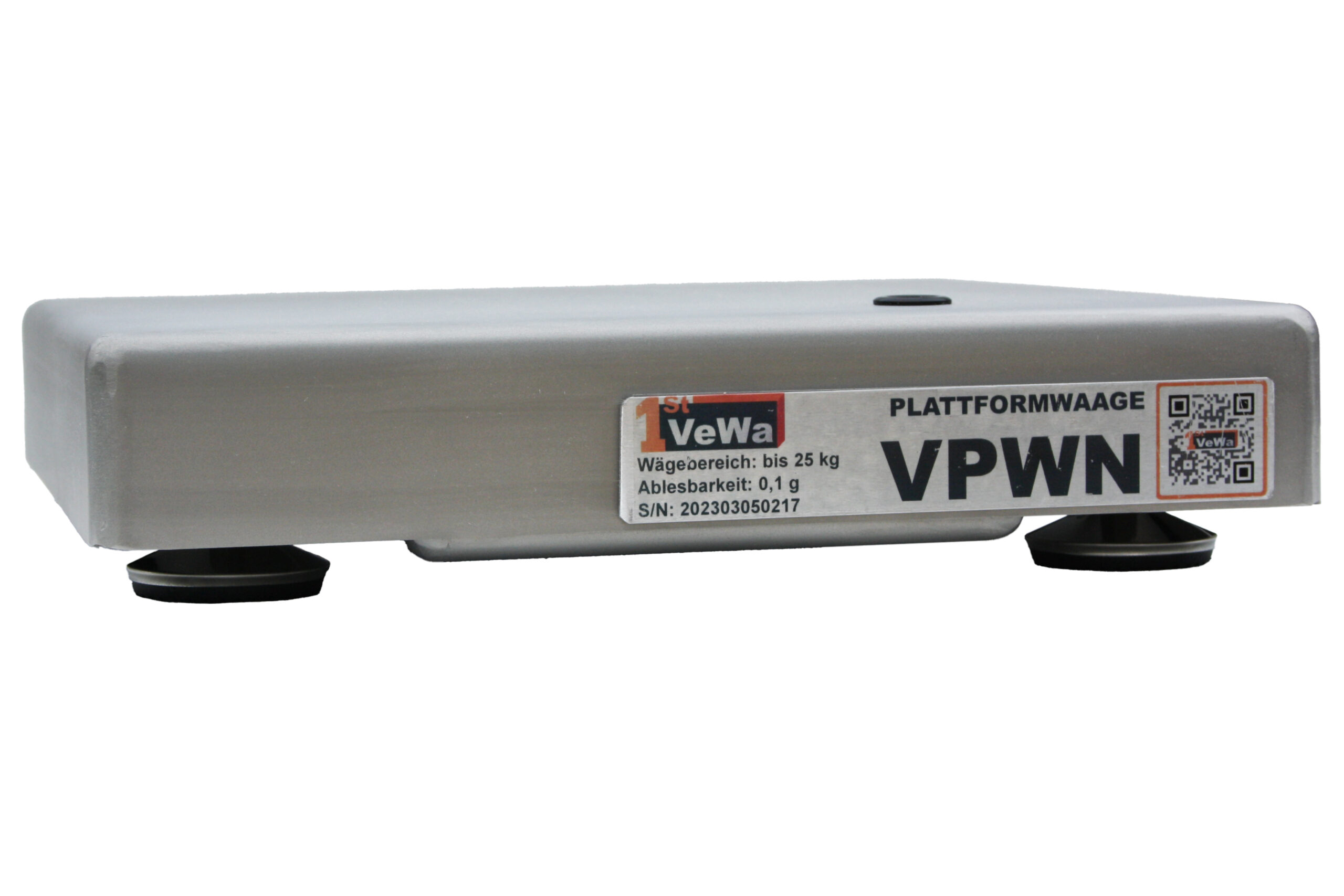 Plattformwaage VPWN3030 - Vorne schräg mit Typenschild Plattformwaage VPWN-3030